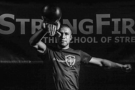 Heavy kettlebell snatches
